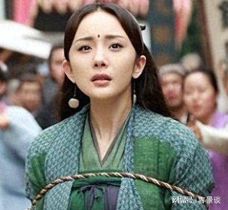 镜头：穿西装上战场我忍了貂蝉打鬼子太离谱米乐体育M6直播平台剧中侮辱观众智商的(图19)