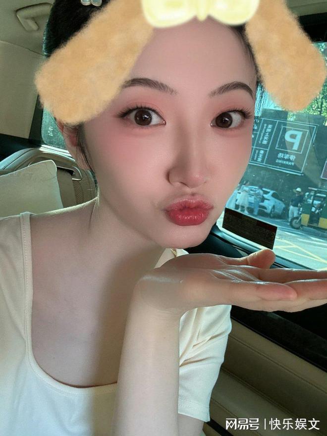 房车教导大家要好好学习景甜真的太甜米乐m6网站景甜把全部高中粉丝喊上(图4)